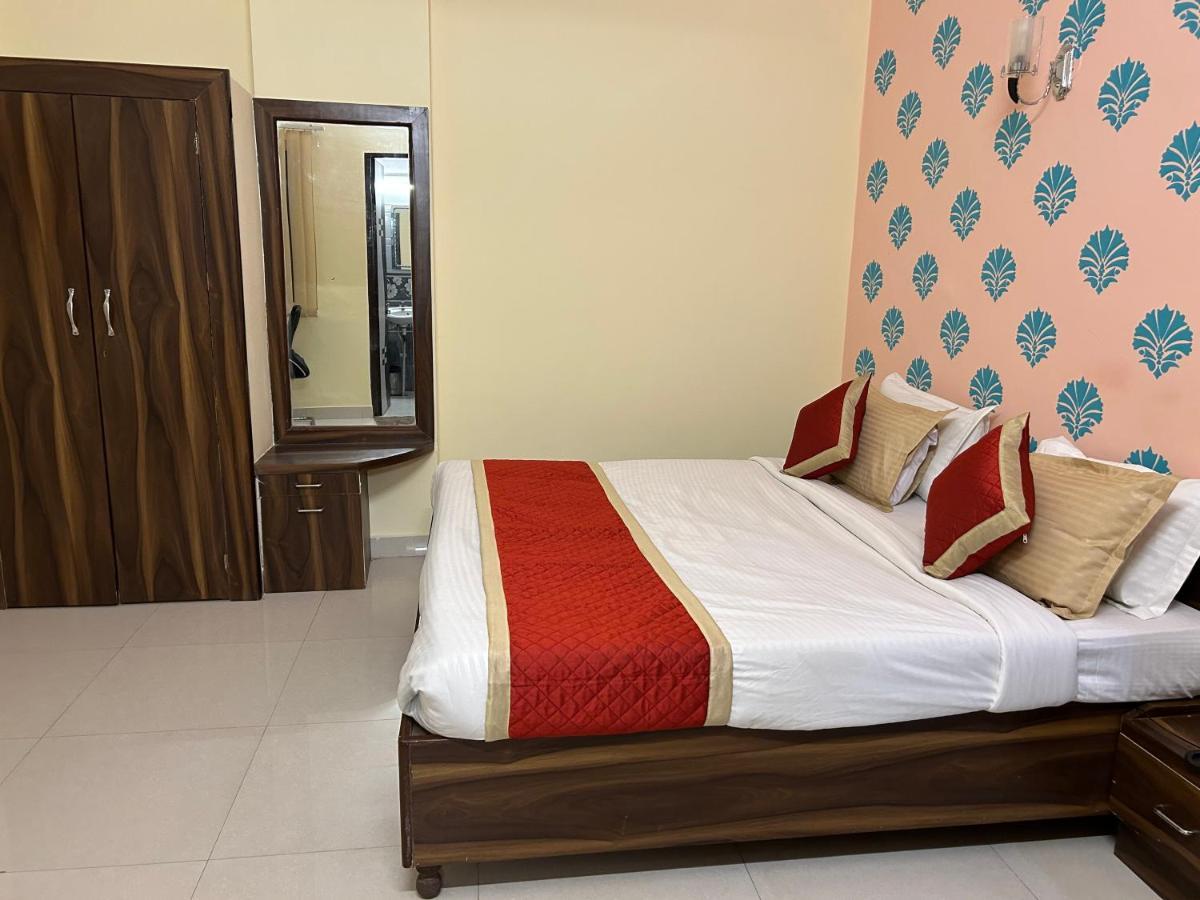Hotel Mahima Palace Jaipur Ngoại thất bức ảnh