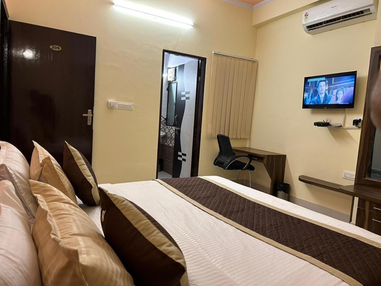 Hotel Mahima Palace Jaipur Ngoại thất bức ảnh