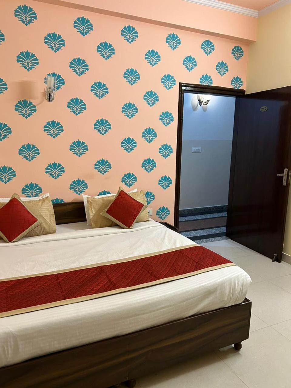 Hotel Mahima Palace Jaipur Ngoại thất bức ảnh